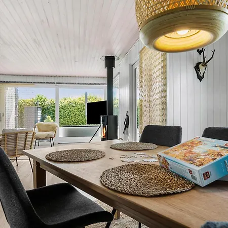Stunning Home In Egernsund With Wifi *